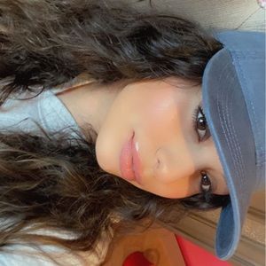 Meet your Posher, Subhia